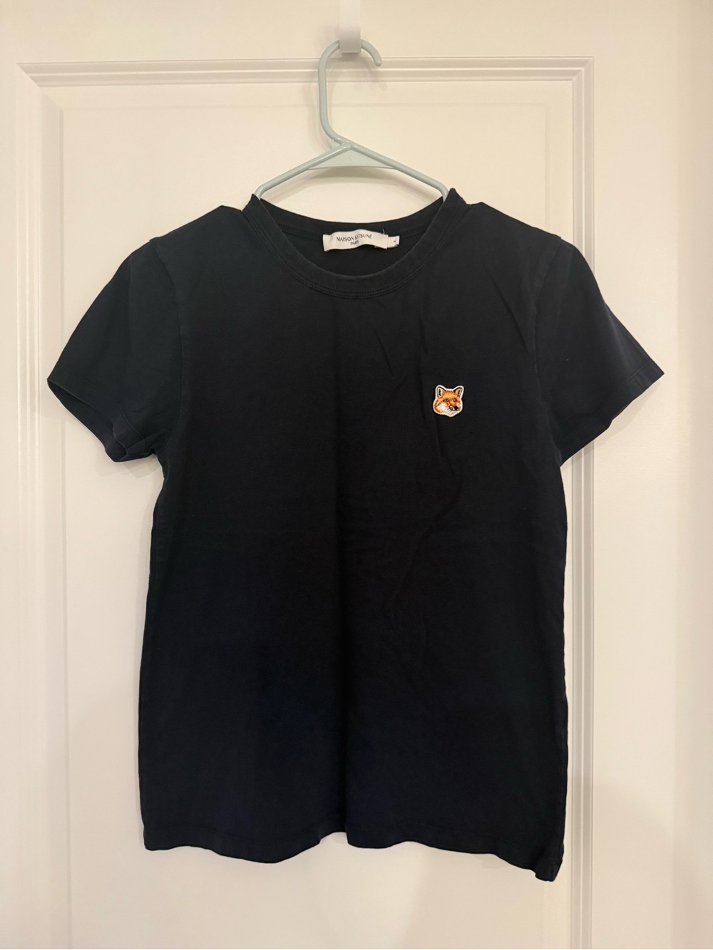MAISON KITSUNE Navy Fox Patch Tee Small
